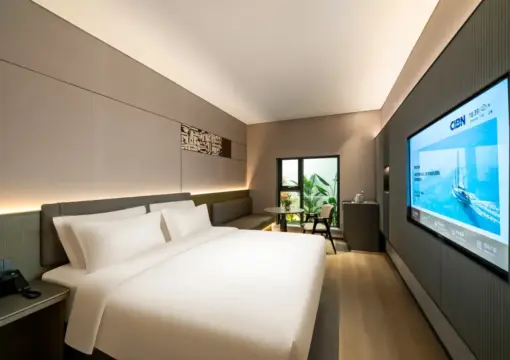 Jingya Superior King Room (Whole-House Smart Fresh Air System, 65-Inch Screen Casting TV, Minibar)