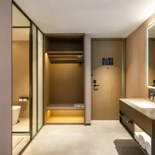 Muyu Superior King Room(Smart Voice Room Control, Zero-Pressure Mattress, Minibar)