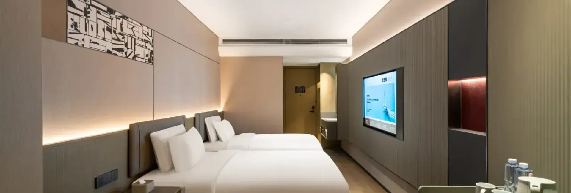 Serene Superior Twin Room (Smart Whole-Room Fresh Air System, 65-Inch Screen Casting TV, Minibar)